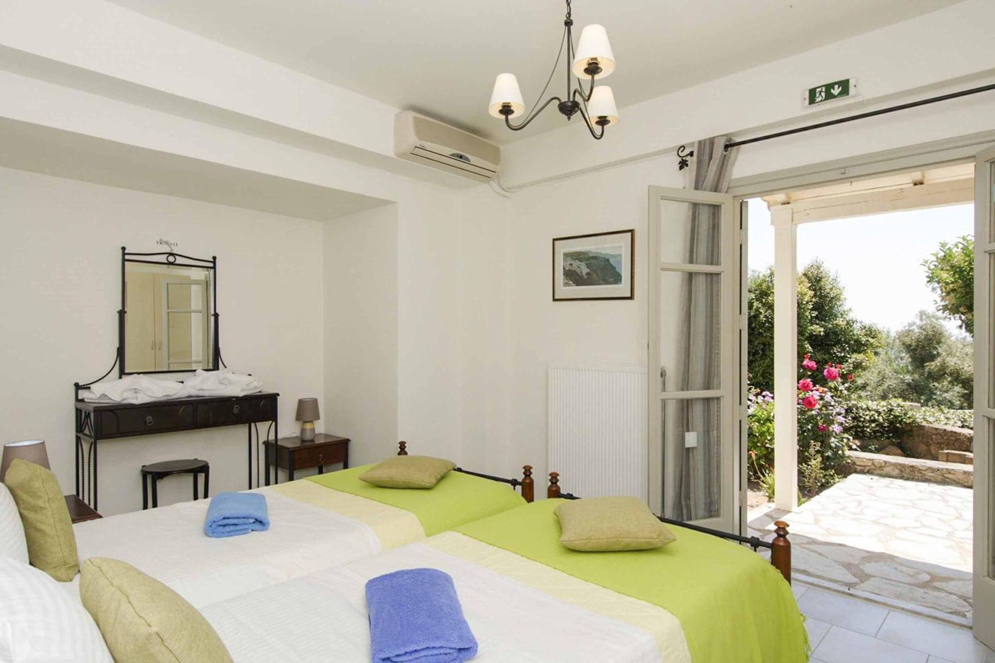 Villa Levanda Elia 皮尔戈斯 外观 照片